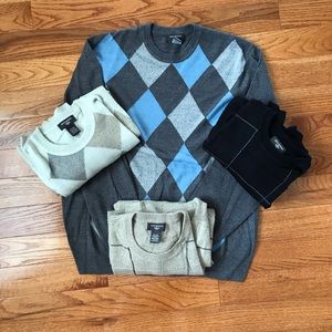Lot of 4 Soft and Lightweight Dockers Sweater